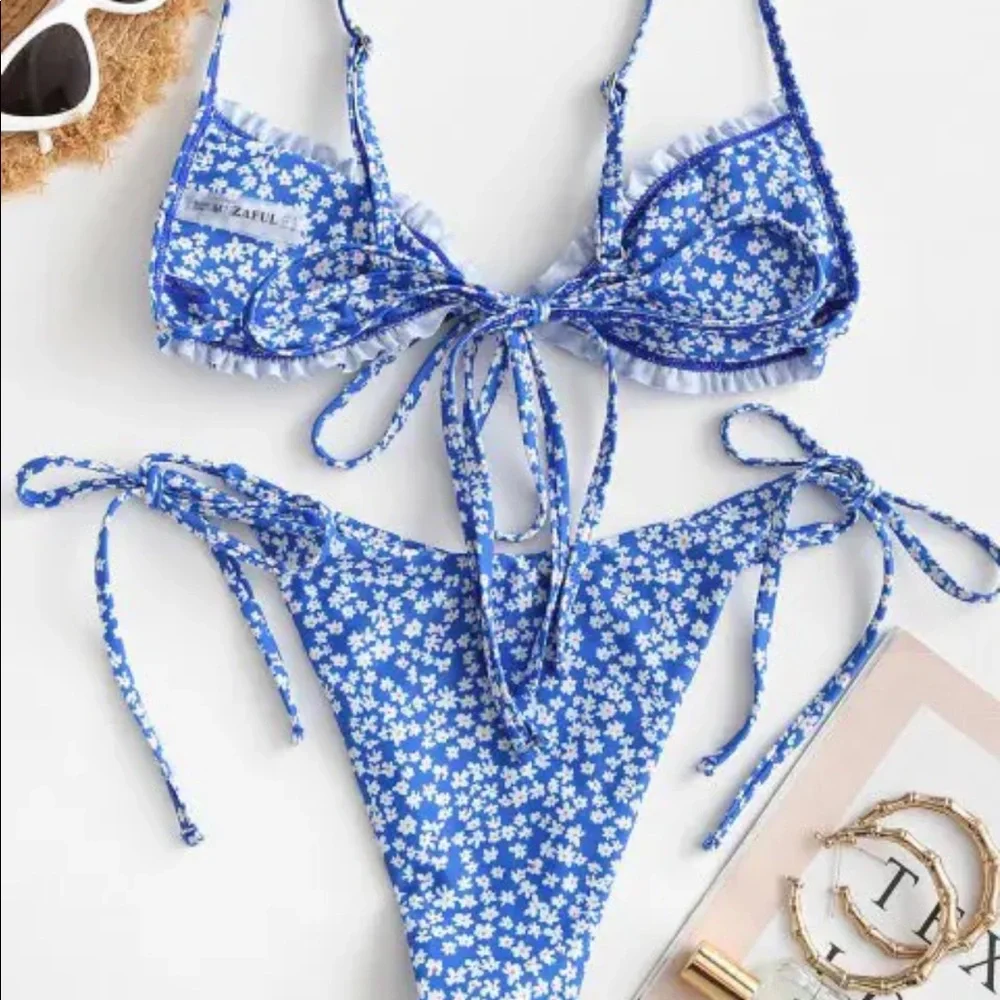 Floral tie front string bikini - Picture 5 of 10